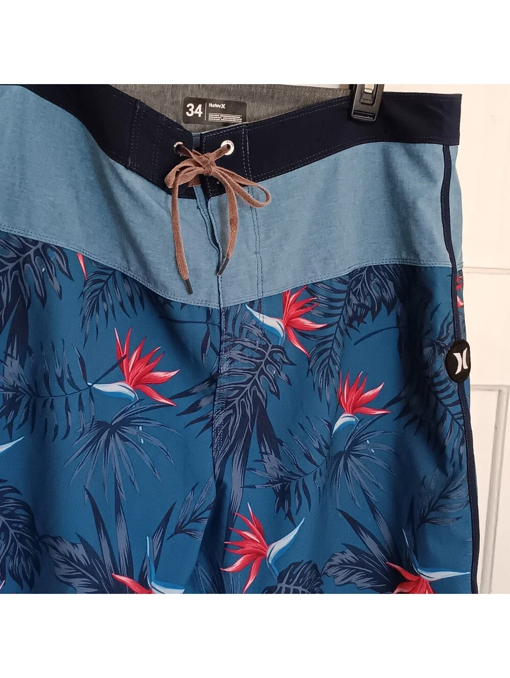 Hurley Phantom Men's Board Shorts Size 34 Length 18 Blue Floral Drawstring